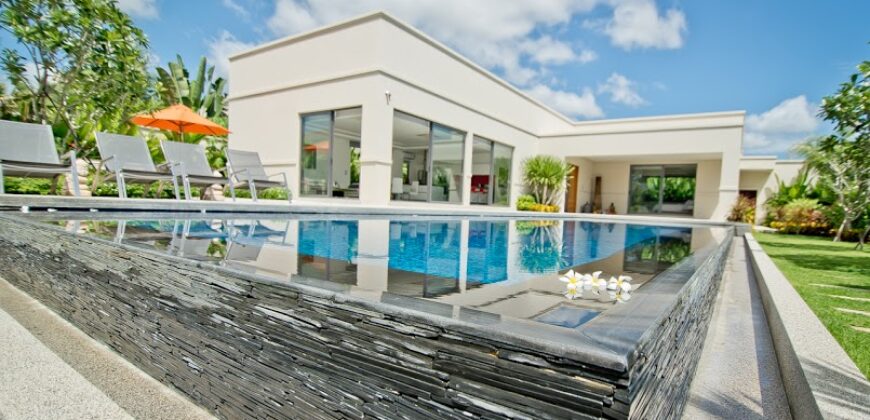 Trendy Pool Villa