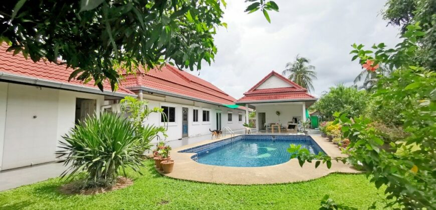 House For Sale With Private Pool