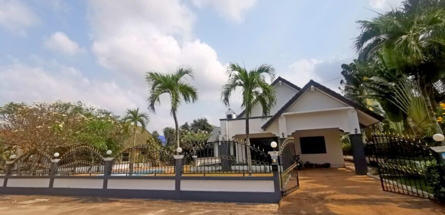 Luxury 7 Bedrooms House For Sale at Nongplalai, East Pattaya