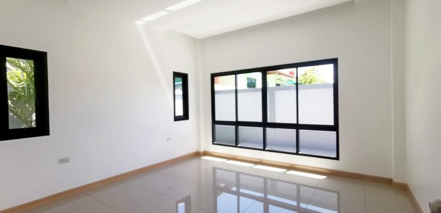 Brand New House For Sale near Mabprachan