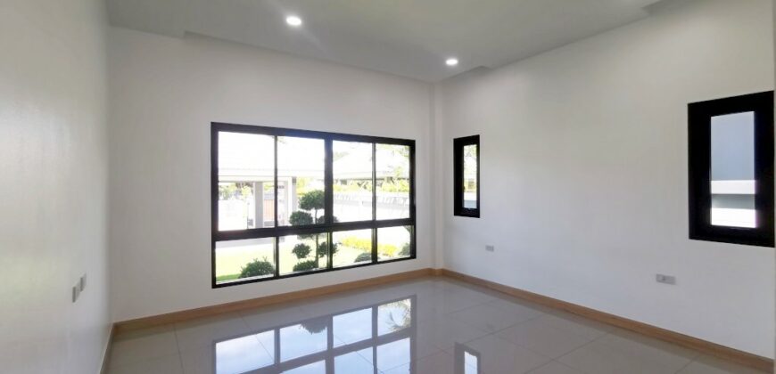 Brand New House For Sale near Mabprachan