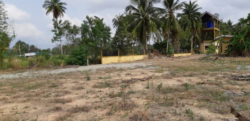 Large Land For Sale In Mabprachan Lake, East Pattaya