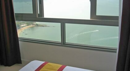 Beachfront condo in North Point Wong Amat!