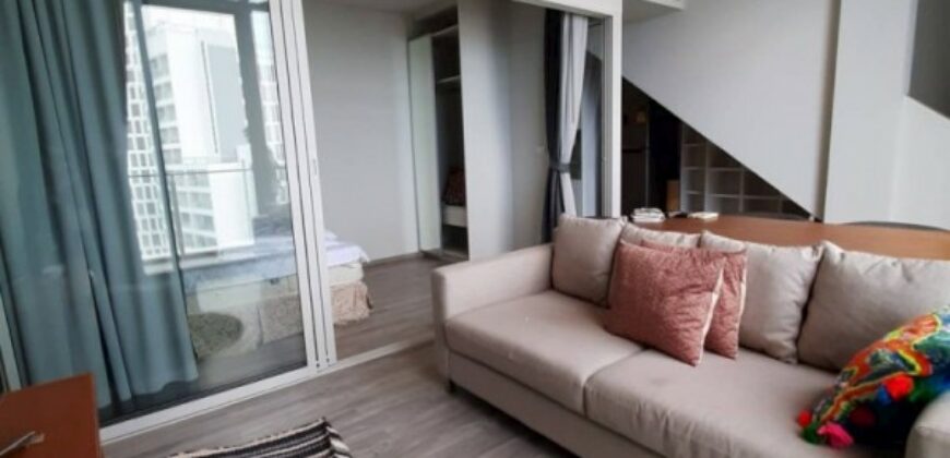 Sea View condo For SALE at Baan Plai Haad , Pattaya