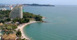 Luxury beachfront condo for Sale in North Point