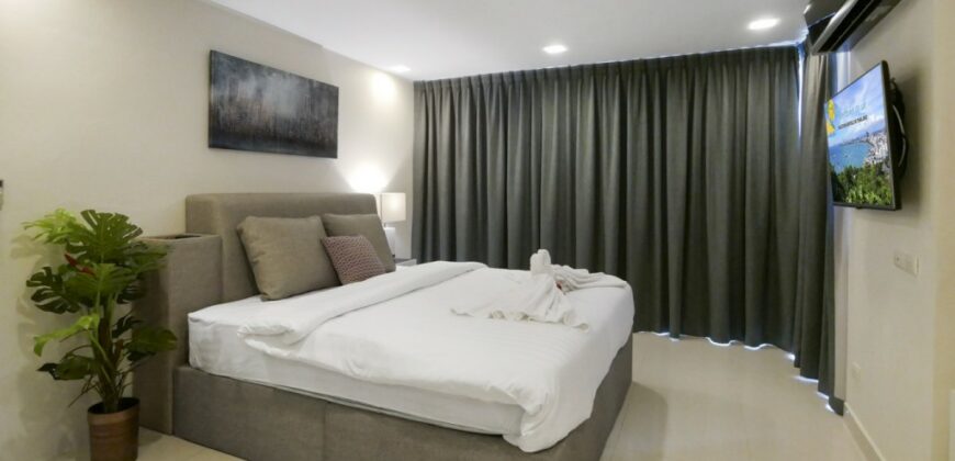 3bedrooms condo for sale in Club Royal