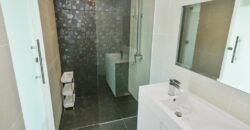 3bedrooms condo for sale in Club Royal