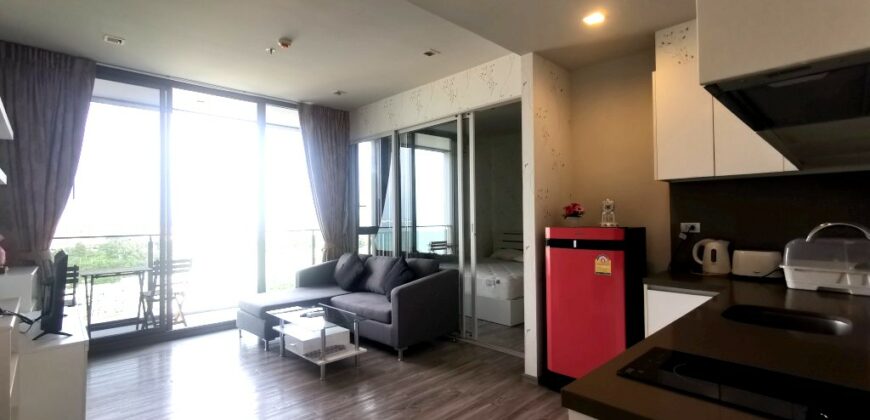 Beautiful beachfront condo for sale Naklua