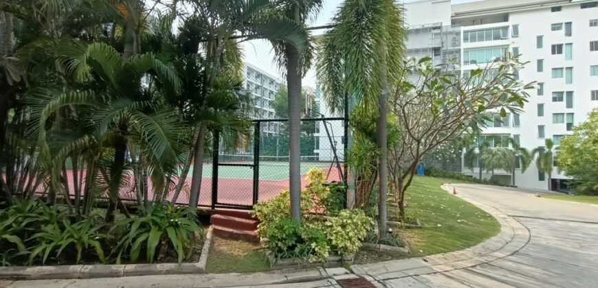 2 Bedrooms for sale in Wong Amat