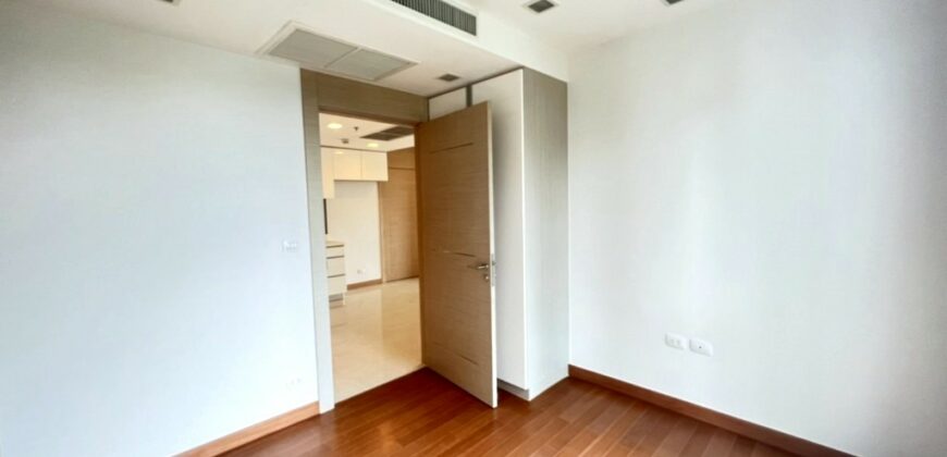 Sea view condo in The Palm Wong Amat for sale