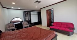 Beachfront condo for rent at Wongamat