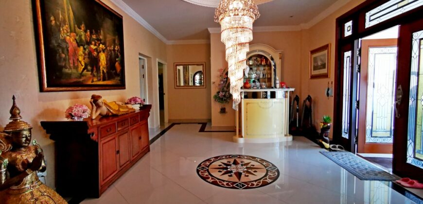 Exclusive Luxury Villa For Sale