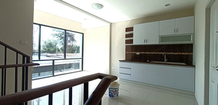 Townhome for sale in Naklua