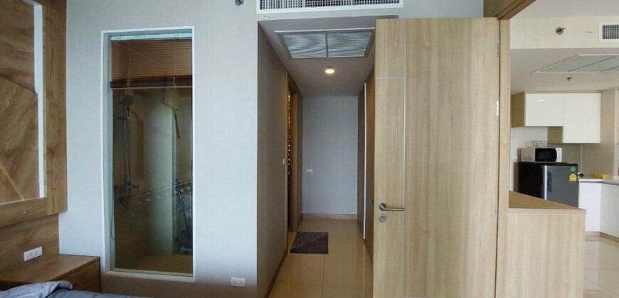 The Riviera Condo for Rent at Wongamat