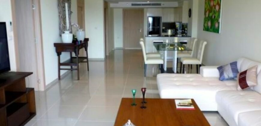 2 Bedroom Condo for sale In Pratumnak