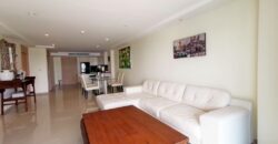 2 Bedroom Condo for sale In Pratumnak