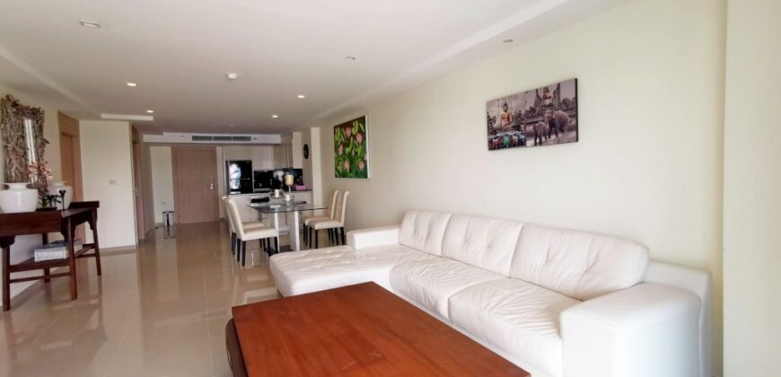 2 Bedroom Condo for sale In Pratumnak