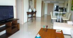 2 Bedroom Condo for sale In Pratumnak