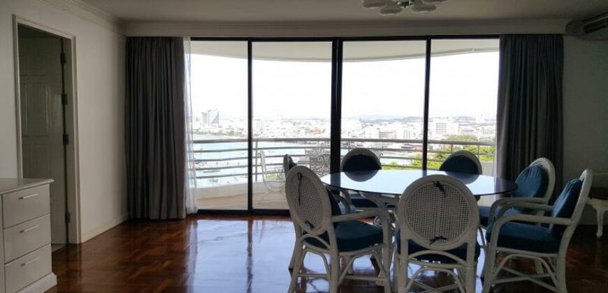 Luxury 4 Bedrooms For Rent In Royal Cliff Condominium Tower