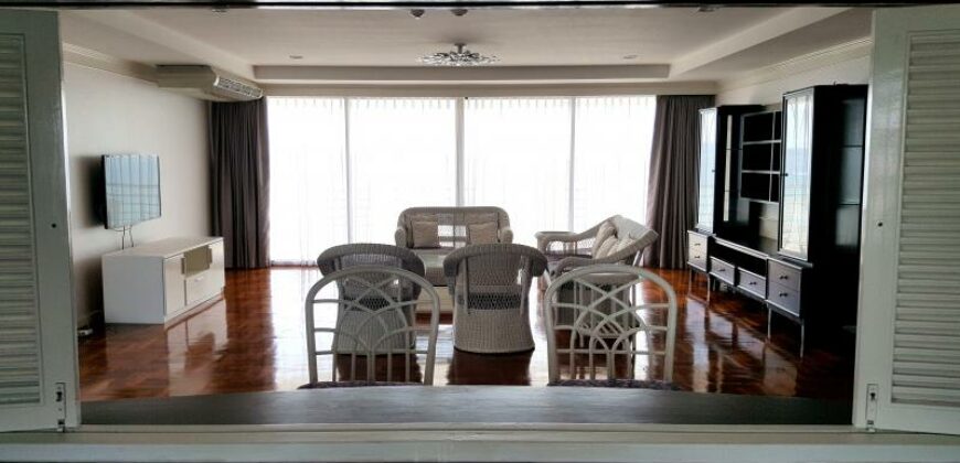 Luxury 4 Bedrooms For Rent In Royal Cliff Condominium Tower