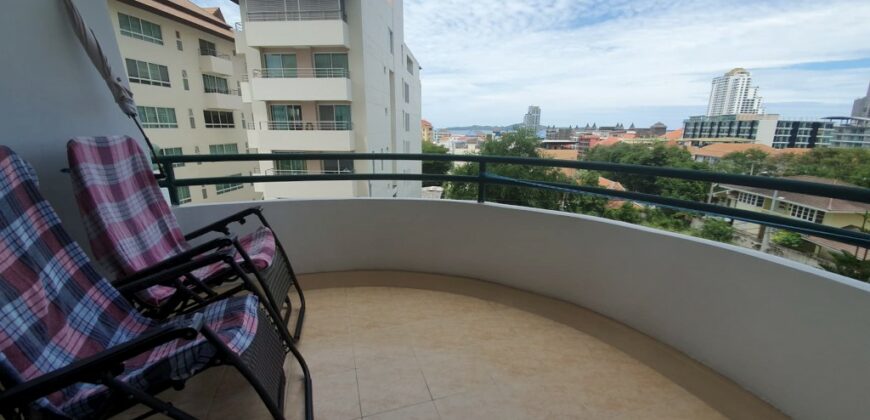 Beautiful 1 Bedroom Condo For Sale