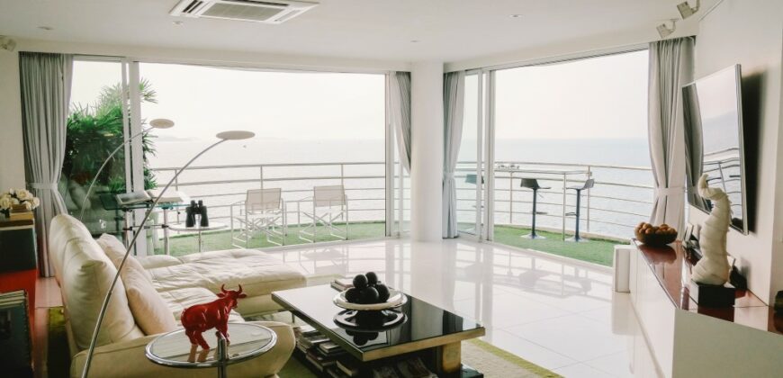 Luxury 3 Bedroom Sea Front Penthouse Condo