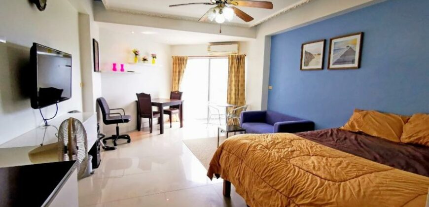 Studio For Rent At Royal Beach Condotel Pratumnak, Pattaya