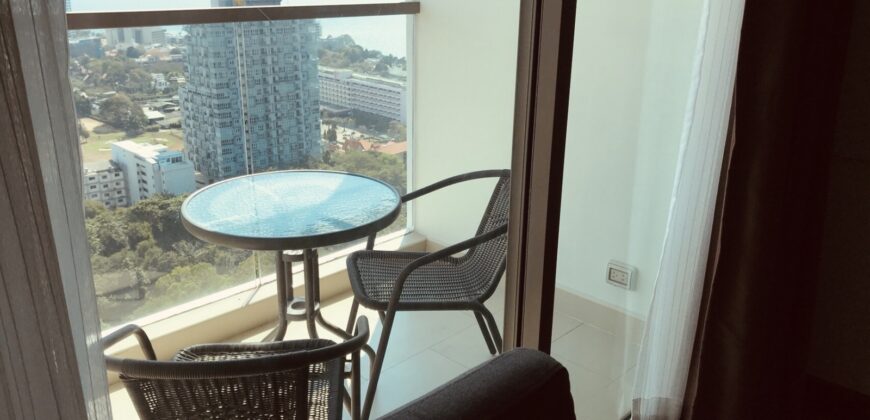 Beautiful 1 Bedroom Condo For sale On Pratumnak