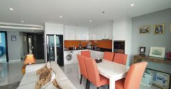 Luxury 3 Bedrooms condo for Sale in Pratumnak