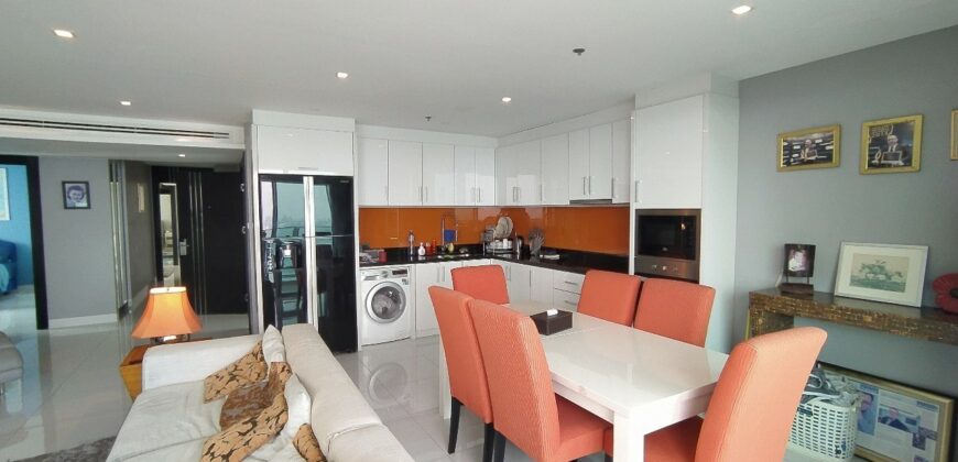 Luxury 3 Bedrooms condo for Sale in Pratumnak