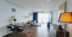 2 Bedrooms Condo for sale at The Peak Towers