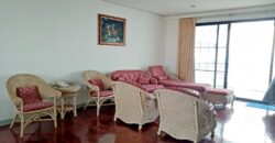 Beachfront condo for sale on Pratumnak Hill