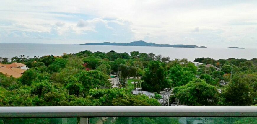 Sea View condo for sale on Pratumnak Hill