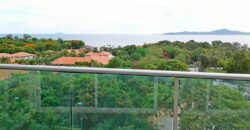 Sea View condo for sale on Pratumnak Hill