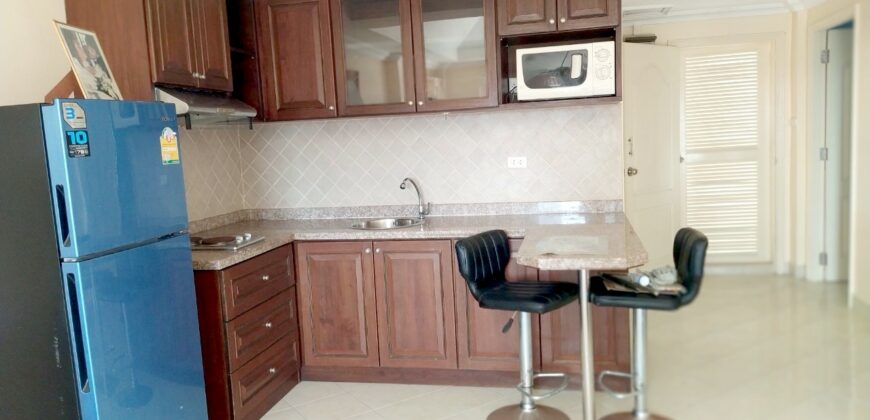 2 Bedrooms Condo for Sale or rent on Pratumnak