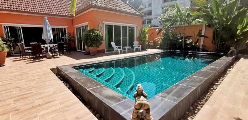 Pool Villa for sale on Pratumnak Hill