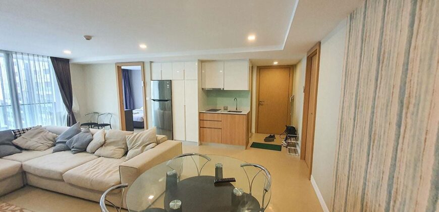 2 Bedrooms Seaview condo for sale on Pratumnak Hill