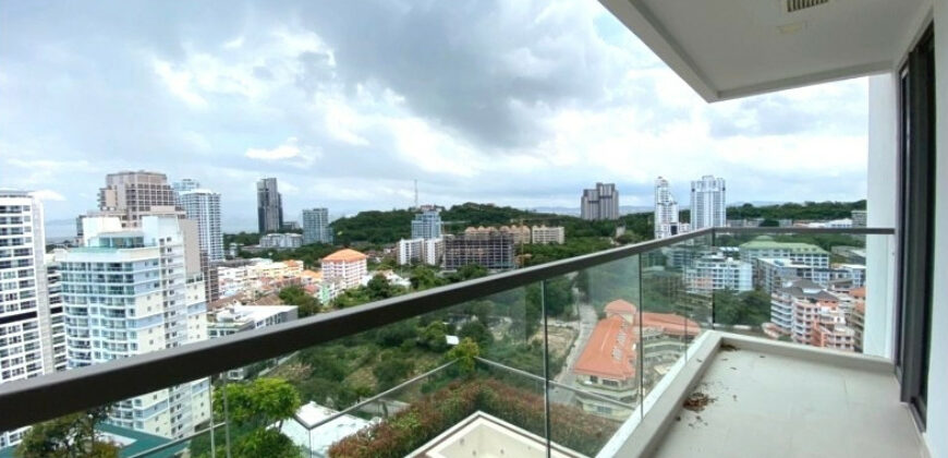 Sea View Condo for sale on Pratumnak Hill