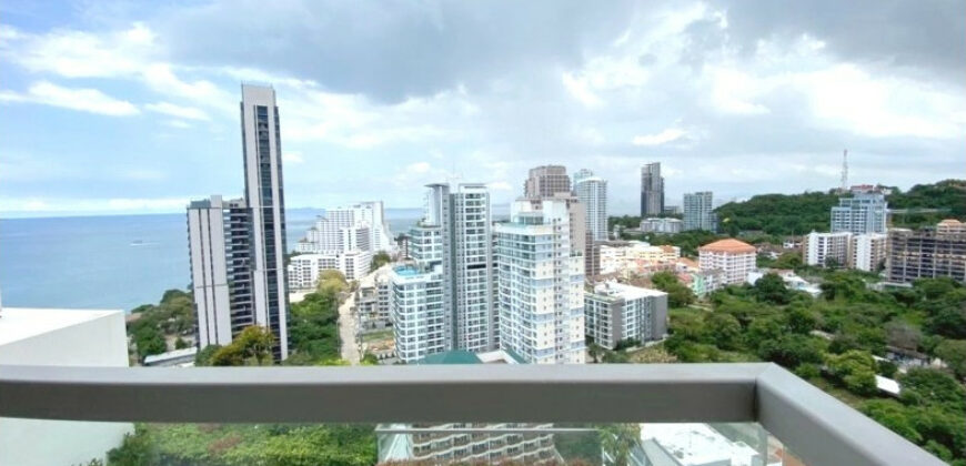 Sea View Condo for sale on Pratumnak Hill