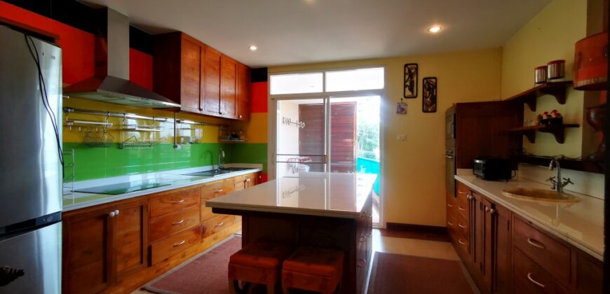 2 Bedroom condo for sale and rent in Pratamnak