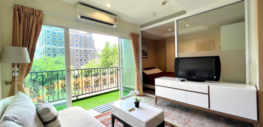 Studio in Siam Oriental condo Pratumnak