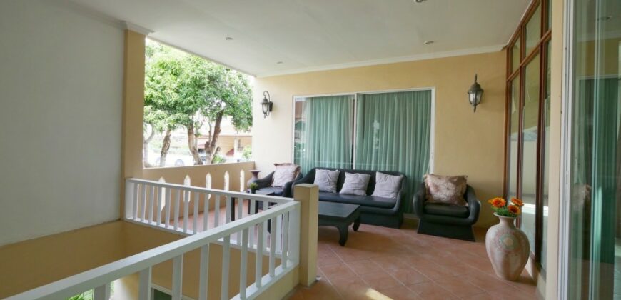 Luxury 4 Bedrooms House for rent at Praumank Hill