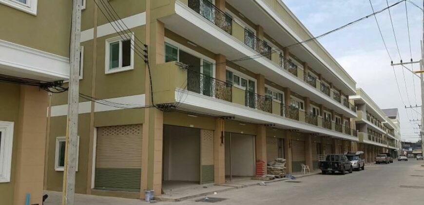 Double Shophouse In Heart Of South Pattaya