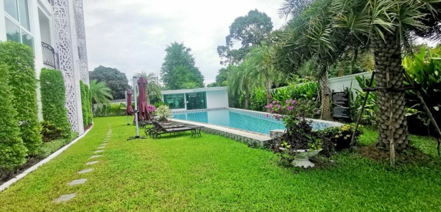 Pool view Studio for sale in South Pattaya