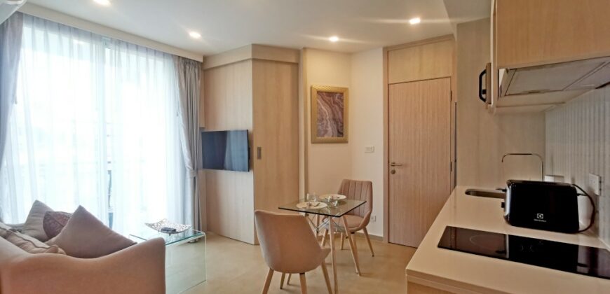 Corner 2 Bedrooms for sale South Pattaya