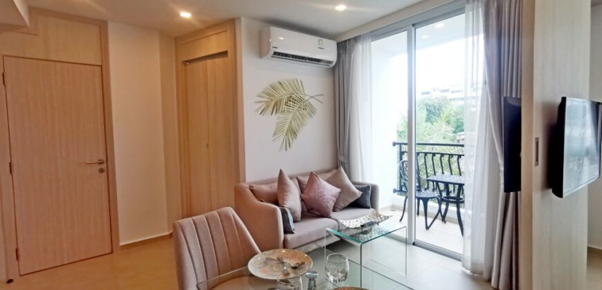 Corner 2 Bedrooms for sale South Pattaya