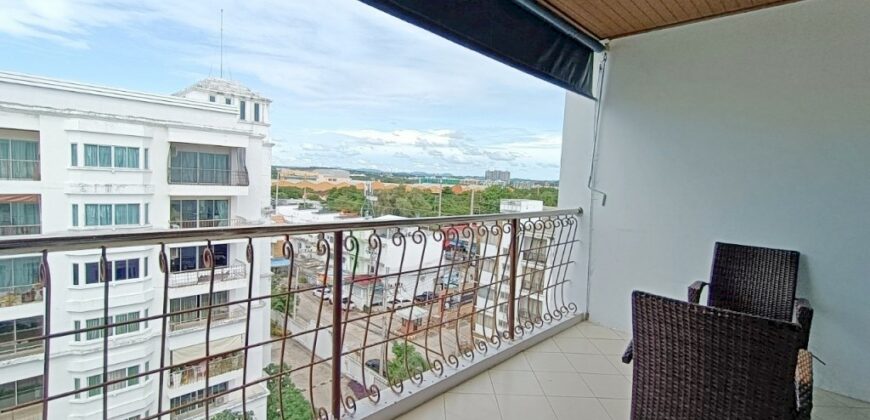 Pool View condo For Sale Near Jomtien Beach