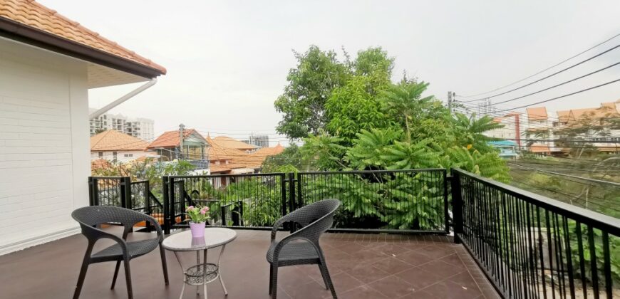 House for sale in South Pattaya.