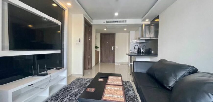 Pool View Condo for Rent at Grand Avenue Pattaya