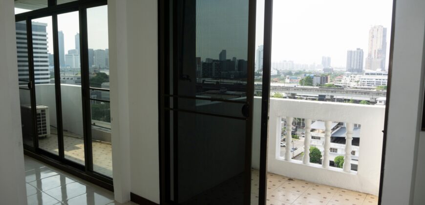 J C Tower Thonglor 25